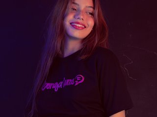 कामुक वीडियो चैट EllieMiller