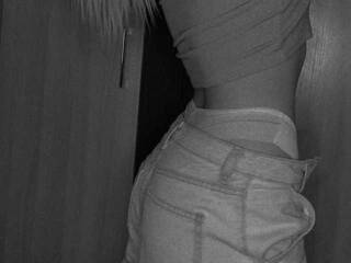 कामुक वीडियो चैट Ellievans