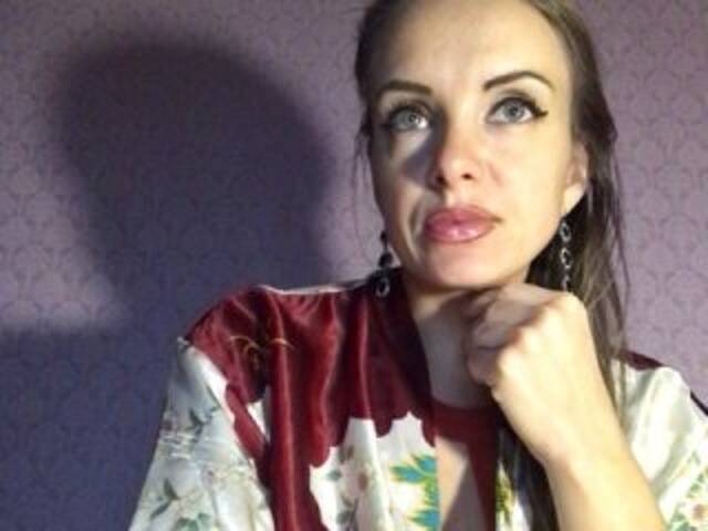 प्रसारण स्क्रीनशॉट ElyaElya