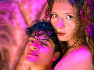 कामुक वीडियो चैट MiaAndAlex