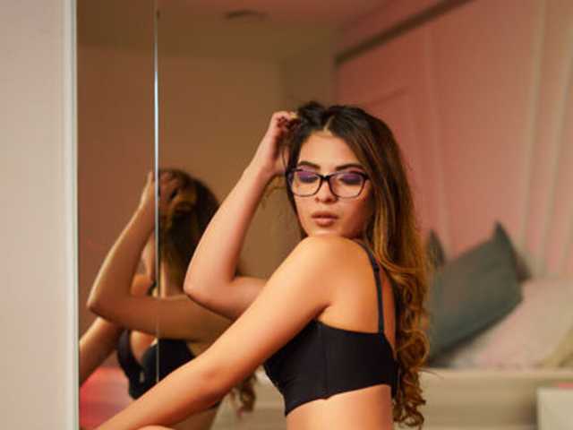 प्रोफ़ाइल की तस्वीर Emili-Roose