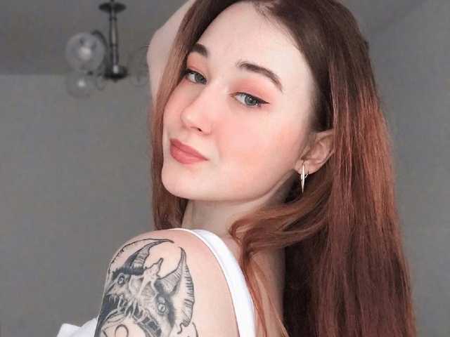 प्रोफ़ाइल की तस्वीर emilia-edwrds