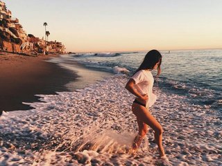 कामुक वीडियो चैट Emily-64