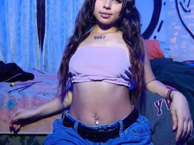 प्रोफ़ाइल की तस्वीर Emily-bonnie