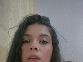 कामुक वीडियो चैट Emily-Rivera78