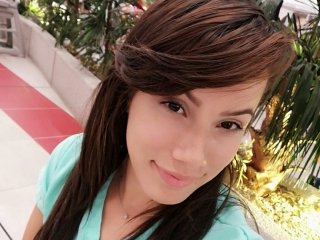 प्रोफ़ाइल की तस्वीर emily-scot-