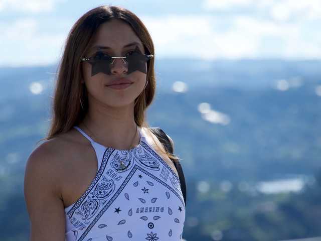 प्रोफ़ाइल की तस्वीर Emilyhxxx