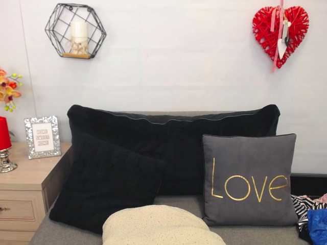 प्रसारण स्क्रीनशॉट EmilyQueen