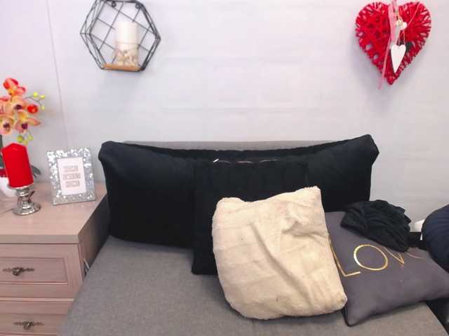 प्रसारण स्क्रीनशॉट EmilyQueen