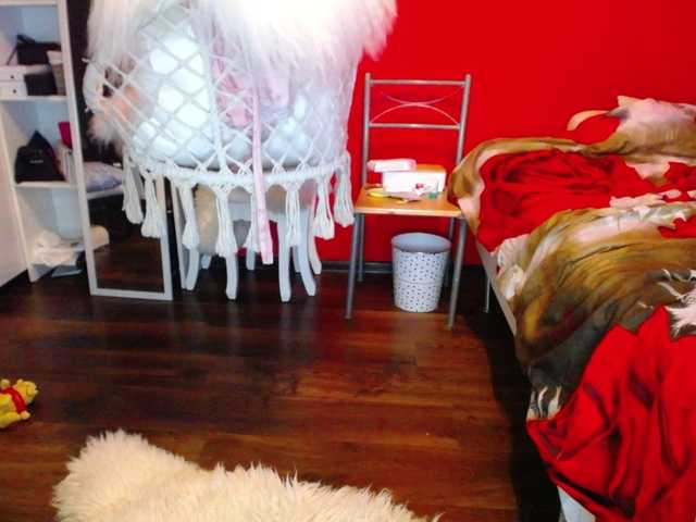 प्रसारण स्क्रीनशॉट EmilyQueen