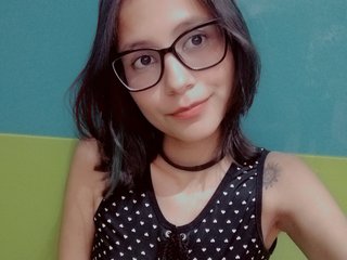 कामुक वीडियो चैट EmilySkye