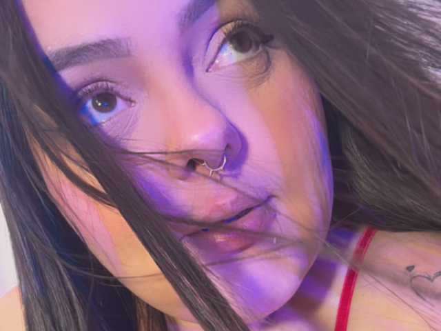 प्रोफ़ाइल की तस्वीर emma-hoot1