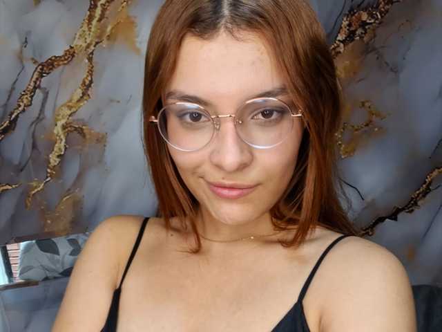 प्रोफ़ाइल की तस्वीर Emma-Jones