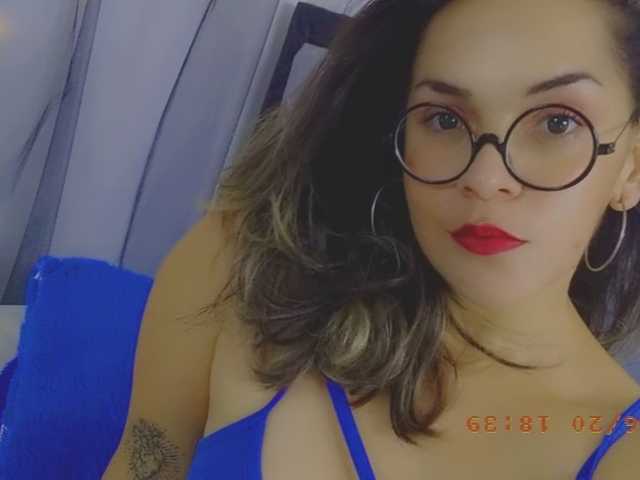 प्रोफ़ाइल की तस्वीर EmmaCharlotte