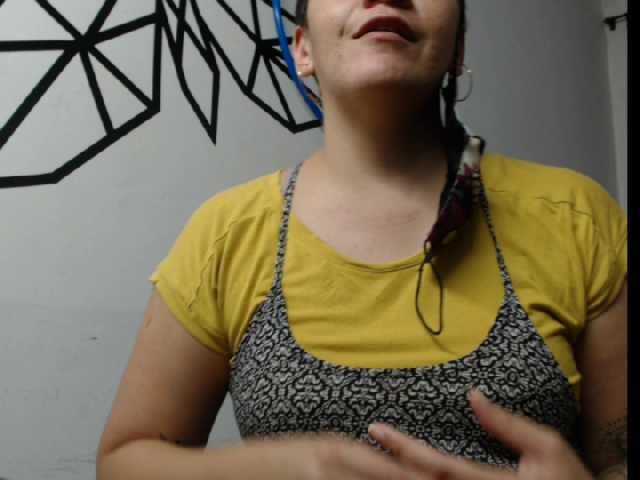 प्रसारण स्क्रीनशॉट EmmaCharlotte