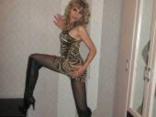 कामुक वीडियो चैट emmlianna