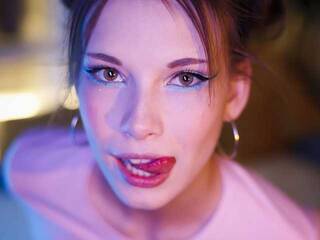 कामुक वीडियो चैट EmmyEdwards