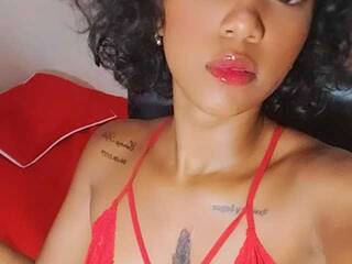 कामुक वीडियो चैट Emy-02