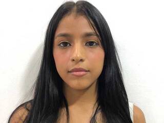 कामुक वीडियो चैट emyll01