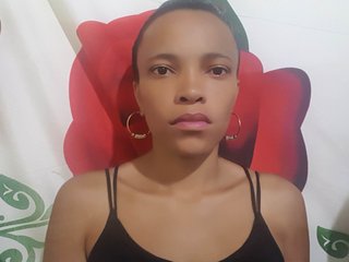 कामुक वीडियो चैट EPIPHANNIE