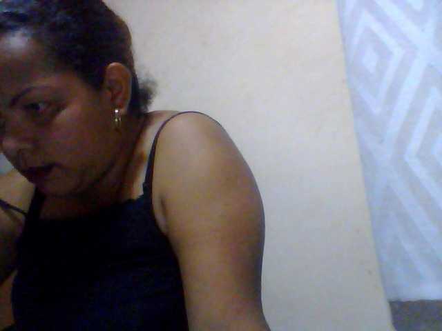 प्रसारण स्क्रीनशॉट Ernestinne