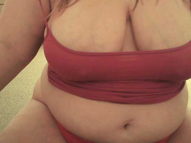 तस्वीरें Europeankitty Show boobs when my goal is reached :) #chubby #bbw #bigboobs #new #milf