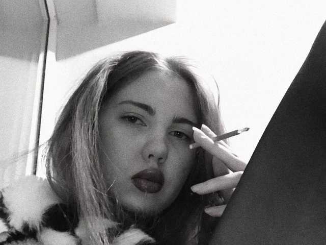 प्रोफ़ाइल की तस्वीर Eva-Zovi