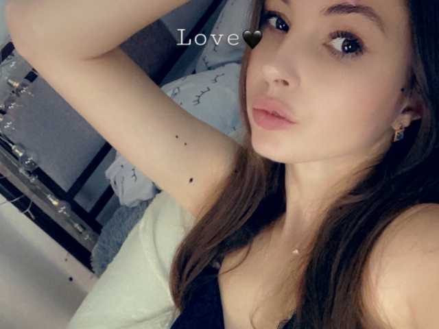 प्रोफ़ाइल की तस्वीर Eva_13