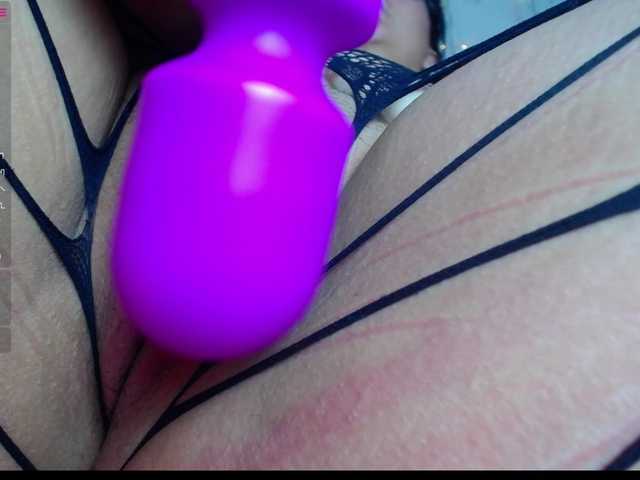 तस्वीरें Evangeline-28 my pussy is very wet !!!! do you play ? #teen #bigboobs #new #dadysgirl #bbw #ebony