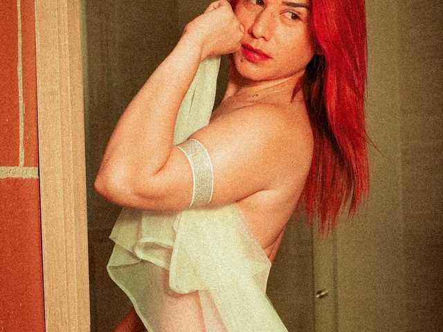 प्रोफ़ाइल की तस्वीर evaroussea