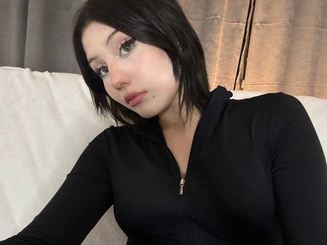 प्रोफ़ाइल की तस्वीर evelinevluv