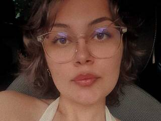 कामुक वीडियो चैट evelyne-fox