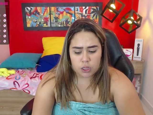 प्रसारण स्क्रीनशॉट EvenynMonroe