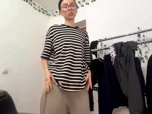 प्रसारण स्क्रीनशॉट EvonneHeally