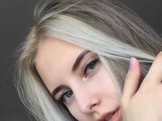 कामुक वीडियो चैट Evvvaaa