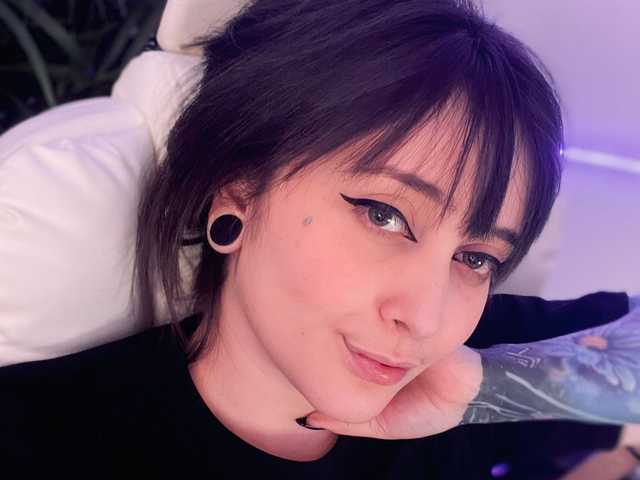 प्रोफ़ाइल की तस्वीर Fallenag666