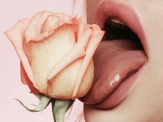 कामुक वीडियो चैट Innocent_Flower