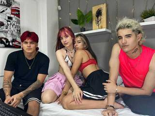 कामुक वीडियो चैट Fourlov3-