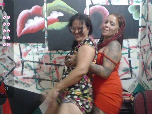 तस्वीरें fresashot99 #lesbiana#latina#control lovense 500tokn por 10minutos,,,250 token squirt inside the mouth #5 slaps for 15 token .20 token lick ass..#the other quicga has enough 250 token