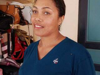 कामुक वीडियो चैट friend-kiss