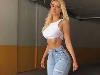 कामुक वीडियो चैट Fronezart