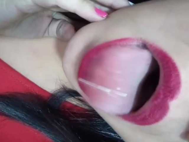 तस्वीरें Gatitamichu hi ,,, my family is at home do not know that I am a bitch SHOW NAKED 100 TKN, I love sucking a good cock #tits #bigass #tongue #public #natural #pussy #lovense #house #cum #deepThroat