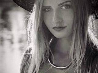 कामुक वीडियो चैट gostova3399