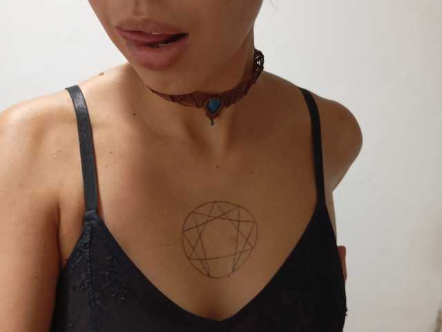 प्रोफ़ाइल की तस्वीर gothbabe999