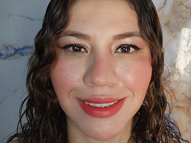 प्रोफ़ाइल की तस्वीर hadecute