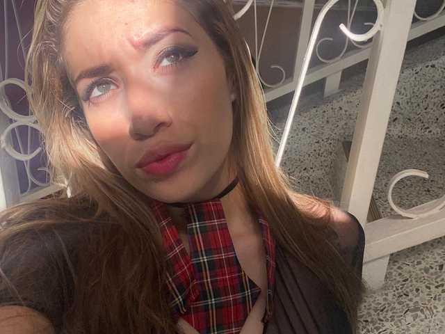 प्रोफ़ाइल की तस्वीर HalimaRashid