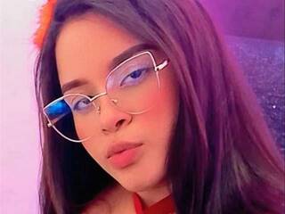 कामुक वीडियो चैट hanamilkk