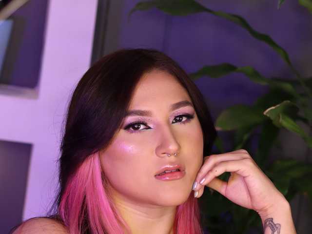 प्रोफ़ाइल की तस्वीर HayleyPie