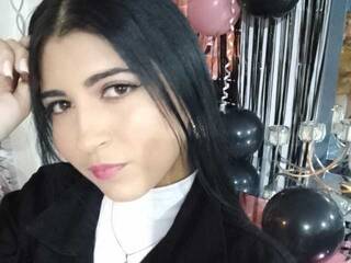 कामुक वीडियो चैट hellenmoon