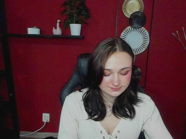 प्रसारण स्क्रीनशॉट HollyExtasy